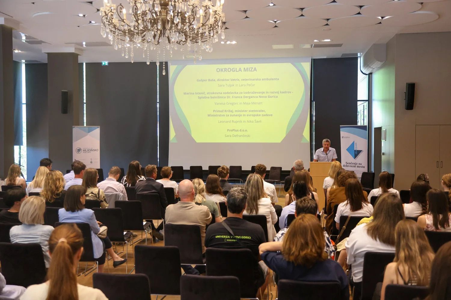 Zaključna prireditev programa Senčenje na delovnem mestu v okviru In&scaron;tituta za mladinsko politiko.
