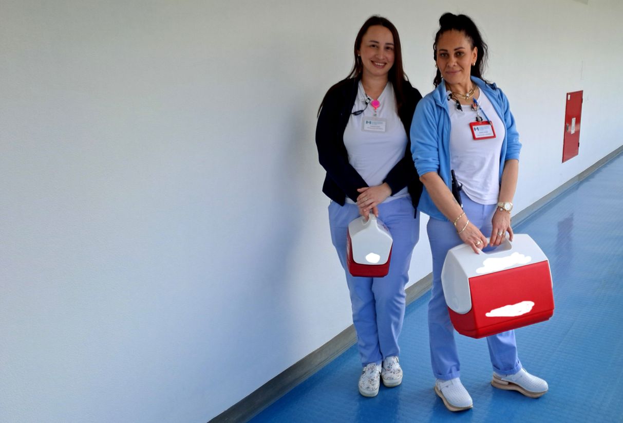 Transportna ekipa v šempetrski bolnišnici.