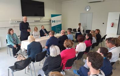 Ministrica za zdravje, dr. Valentina Prevolnik Rupel na obisku v šempetrski bolnišnici.