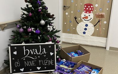 Donacija čokolad OŠ Nove Fužine Oddelku za invalidno mladino in rehabilitacijo Stara Gora.