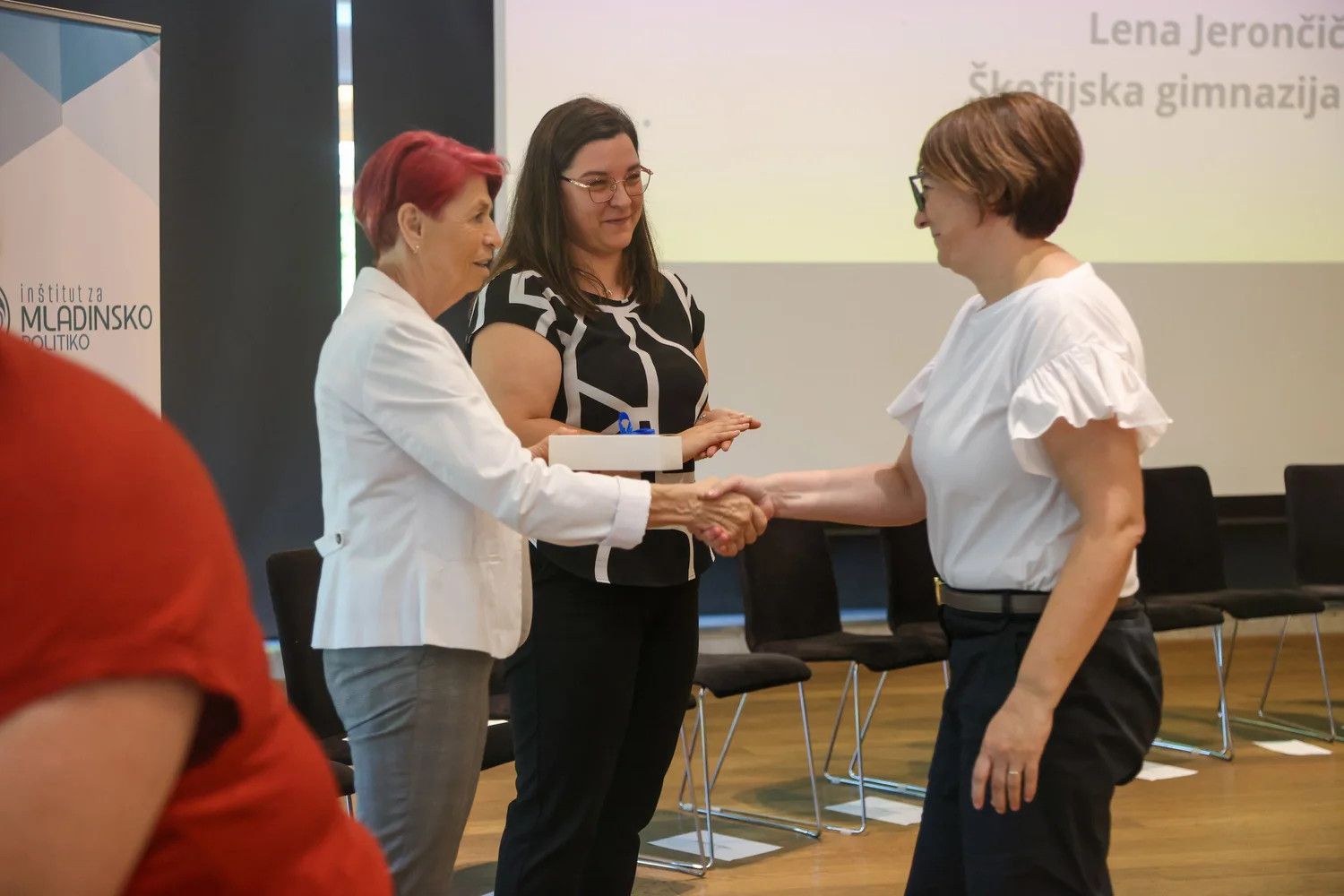 Zaključna prireditev programa Senčenje na delovnem mestu v okviru In&scaron;tituta za mladinsko politiko.