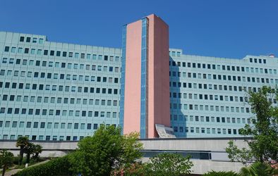 Nova stavba šempetrske bolnišnice.